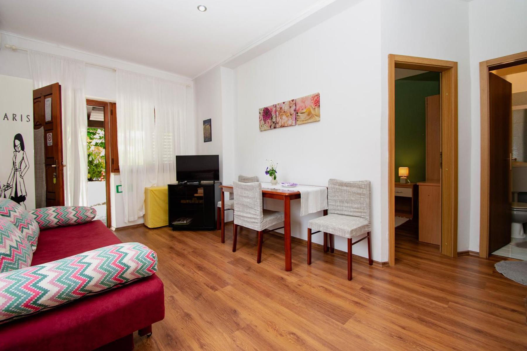 Iva Apartament