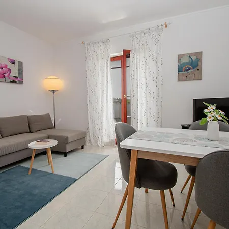 Apartment Iva Pula Exterior photo