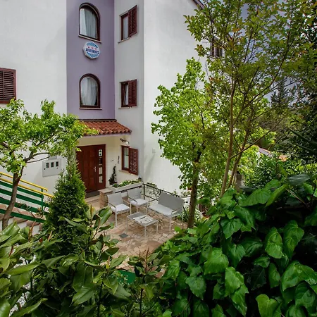 Apartment Iva Pula Exterior photo