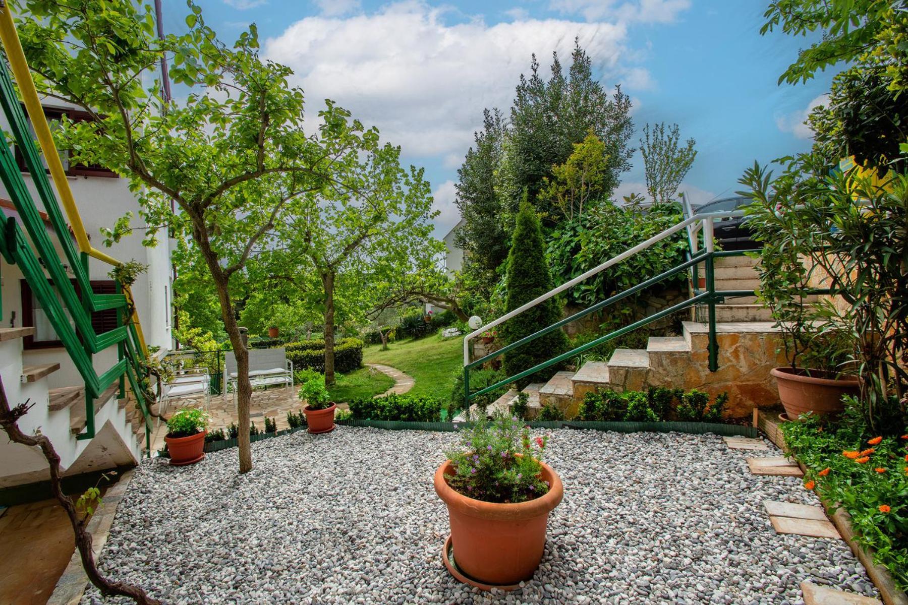 Iva Apartment